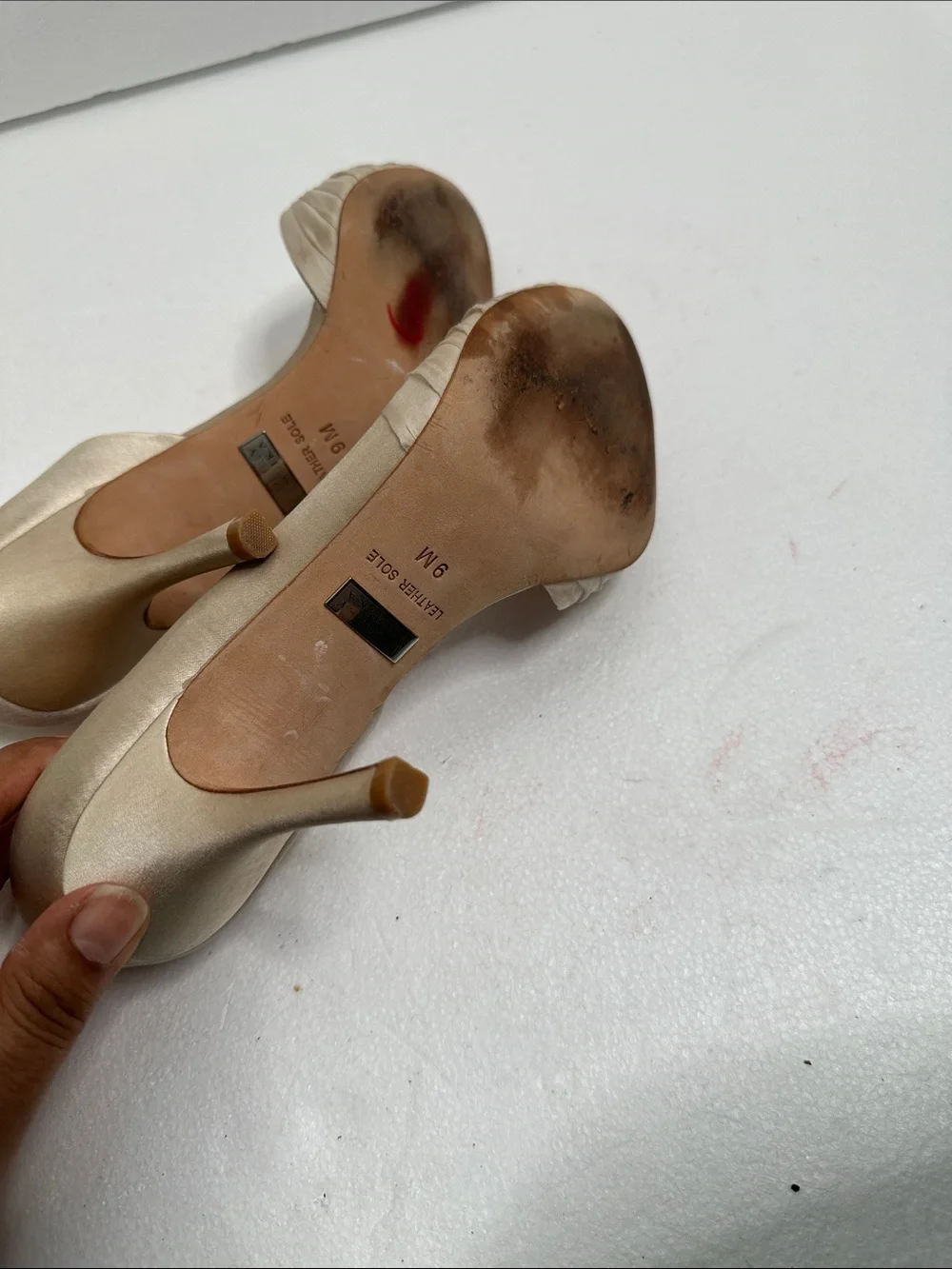 Badgley Mischka Champagne Satin Peep-Toe Heels with Crystal Medallions size 9